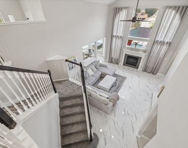 11306 Avon Place - Photo Thumbnail 6
