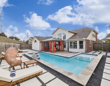 11306 Avon Place - Photo Thumbnail 24
