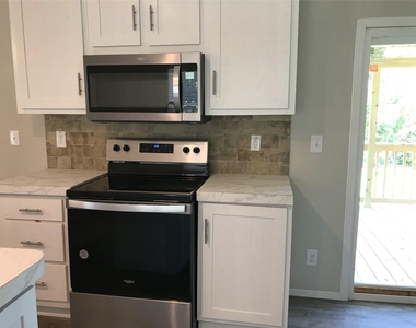 246 Brenda Road - Photo Thumbnail 23