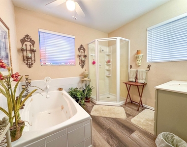 1031 Redfish Street - Photo Thumbnail 13