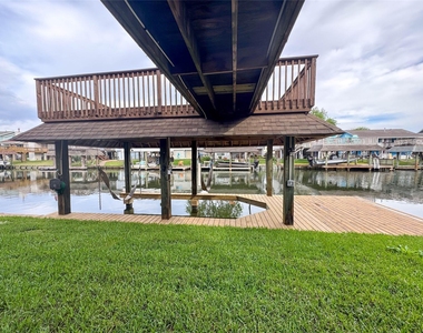1031 Redfish Street - Photo Thumbnail 1