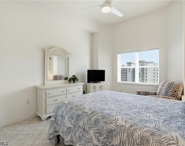 4183 Bay Beach Lane - Photo Thumbnail 30