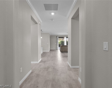 19527 Utopia Lane - Photo Thumbnail 3