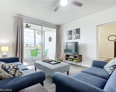 4613 Se 5th Avenue - Photo Thumbnail 7