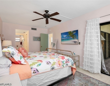 801 River Point Drive - Photo Thumbnail 15