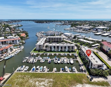 801 River Point Drive - Photo Thumbnail 23