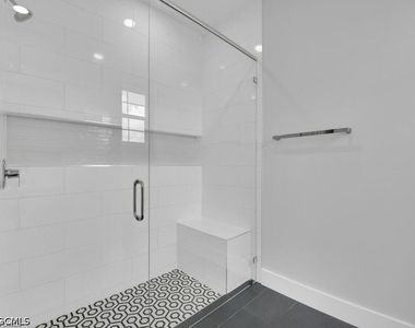 4550 29th Street Sw - Photo Thumbnail 2