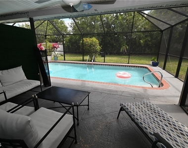 206 Cape Coral Parkway W - Photo Thumbnail 10
