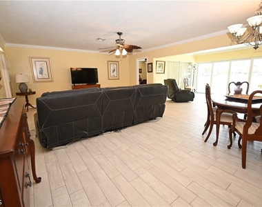 4520 Vinsetta Avenue - Photo Thumbnail 12