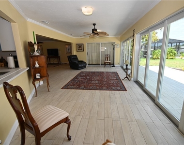 4520 Vinsetta Avenue - Photo Thumbnail 6