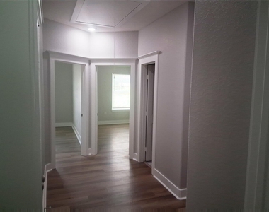 780 Fair Street - Photo Thumbnail 11