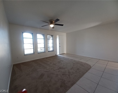 3305 Sw 7th Place - Photo Thumbnail 13