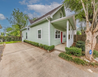 1318 Dennis Street - Photo Thumbnail 6