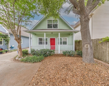 1318 Dennis Street - Photo Thumbnail 4