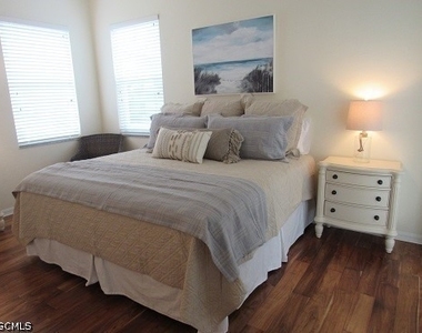 10356 White Palm Way - Photo Thumbnail 15