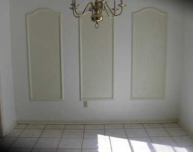 25407 Tuckahoe Lane - Photo Thumbnail 2