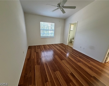 8541 Athena Court - Photo Thumbnail 11