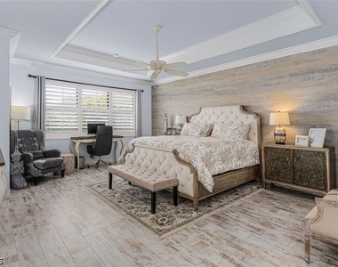 13528 Mandarin Circle - Photo Thumbnail 9