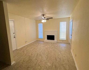9000 Bissonnet Street - Photo Thumbnail 5