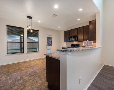 106 Crown Point Court - Photo Thumbnail 7