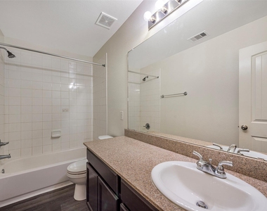 106 Crown Point Court - Photo Thumbnail 17