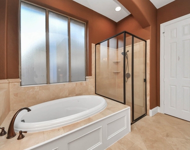 1807 Ravenel Lane - Photo Thumbnail 26