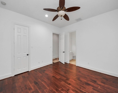 1807 Ravenel Lane - Photo Thumbnail 23