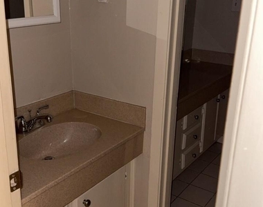 3402 Timmons Lane - Photo Thumbnail 5