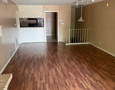 3402 Timmons Lane - Photo Thumbnail 2