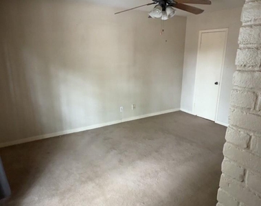 3402 Timmons Lane - Photo Thumbnail 8