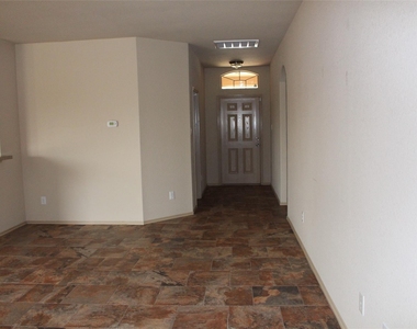 20410 Shiloh Mist Lane - Photo Thumbnail 5