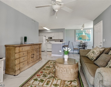 1265 Wildwood Lakes Boulevard - Photo Thumbnail 7