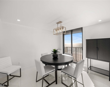 10475 Gulf Shore Drive - Photo Thumbnail 18