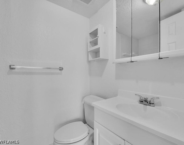 4617 Bayshore Drive - Photo Thumbnail 12