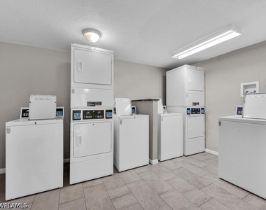 4617 Bayshore Drive - Photo Thumbnail 20