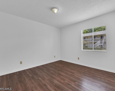4617 Bayshore Drive - Photo Thumbnail 10