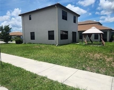 9015 Madrid Circle - Photo Thumbnail 2