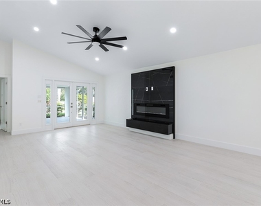 116 Fountain Circle - Photo Thumbnail 6
