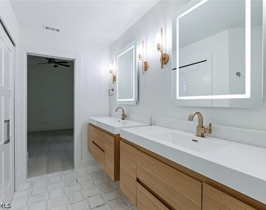 116 Fountain Circle - Photo Thumbnail 12