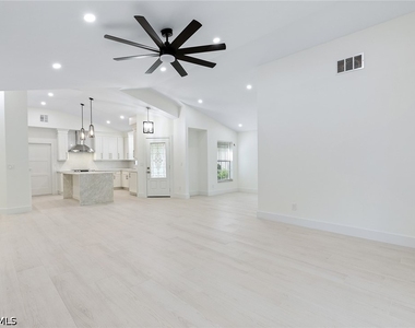 116 Fountain Circle - Photo Thumbnail 20
