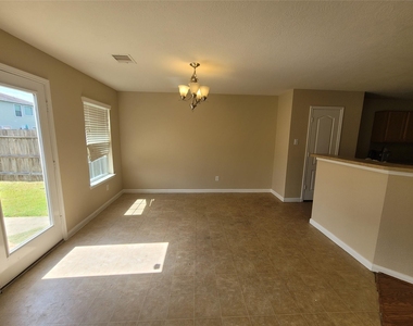 7815 Tuhati Forest Lane - Photo Thumbnail 5
