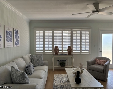 473 12th Avenue S - Photo Thumbnail 1