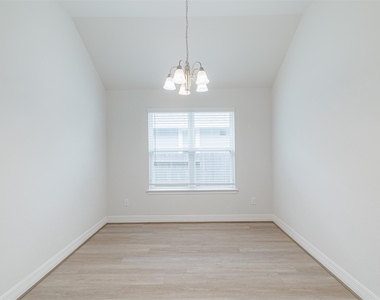 33118 School Hill Road - Photo Thumbnail 5