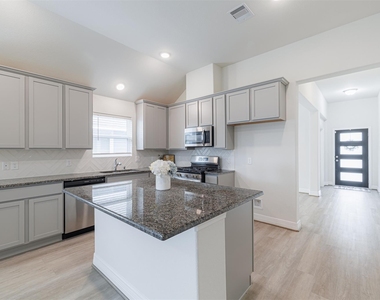 33118 School Hill Road - Photo Thumbnail 8