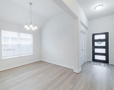 33118 School Hill Road - Photo Thumbnail 3