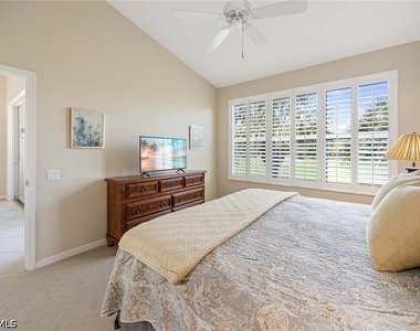 9030 Spring Run Boulevard - Photo Thumbnail 14