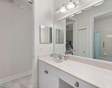 8963 Appaloosa Court - Photo Thumbnail 21