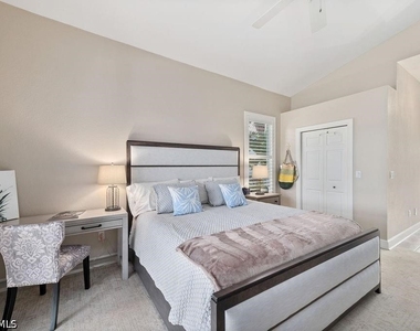 8963 Appaloosa Court - Photo Thumbnail 17