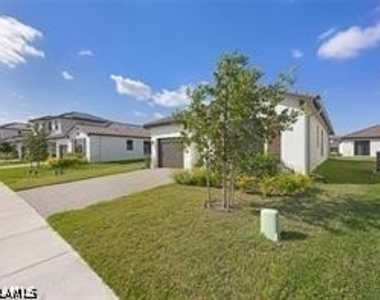 5574 Cassidy Lane - Photo Thumbnail 21