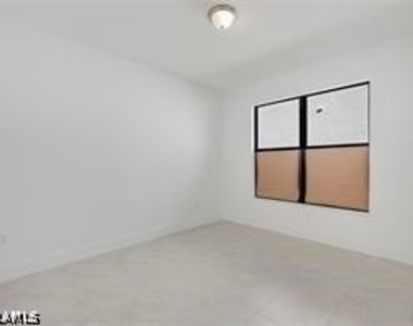 5574 Cassidy Lane - Photo Thumbnail 13